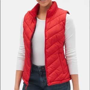 Gap red puffer vest